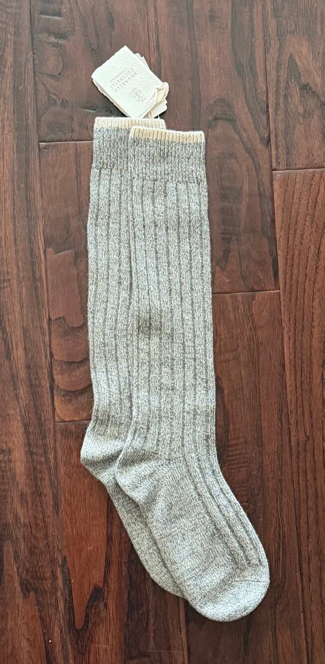 $695 NWT Brunello Cucinelli 100% Cashmere Gray Rib-Knit Socks Size S